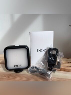 Dior LED Phone Light